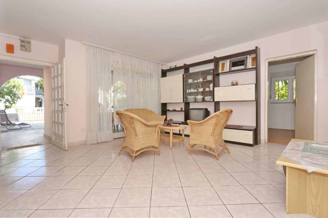 ויר Villa Neyla מראה חיצוני תמונה