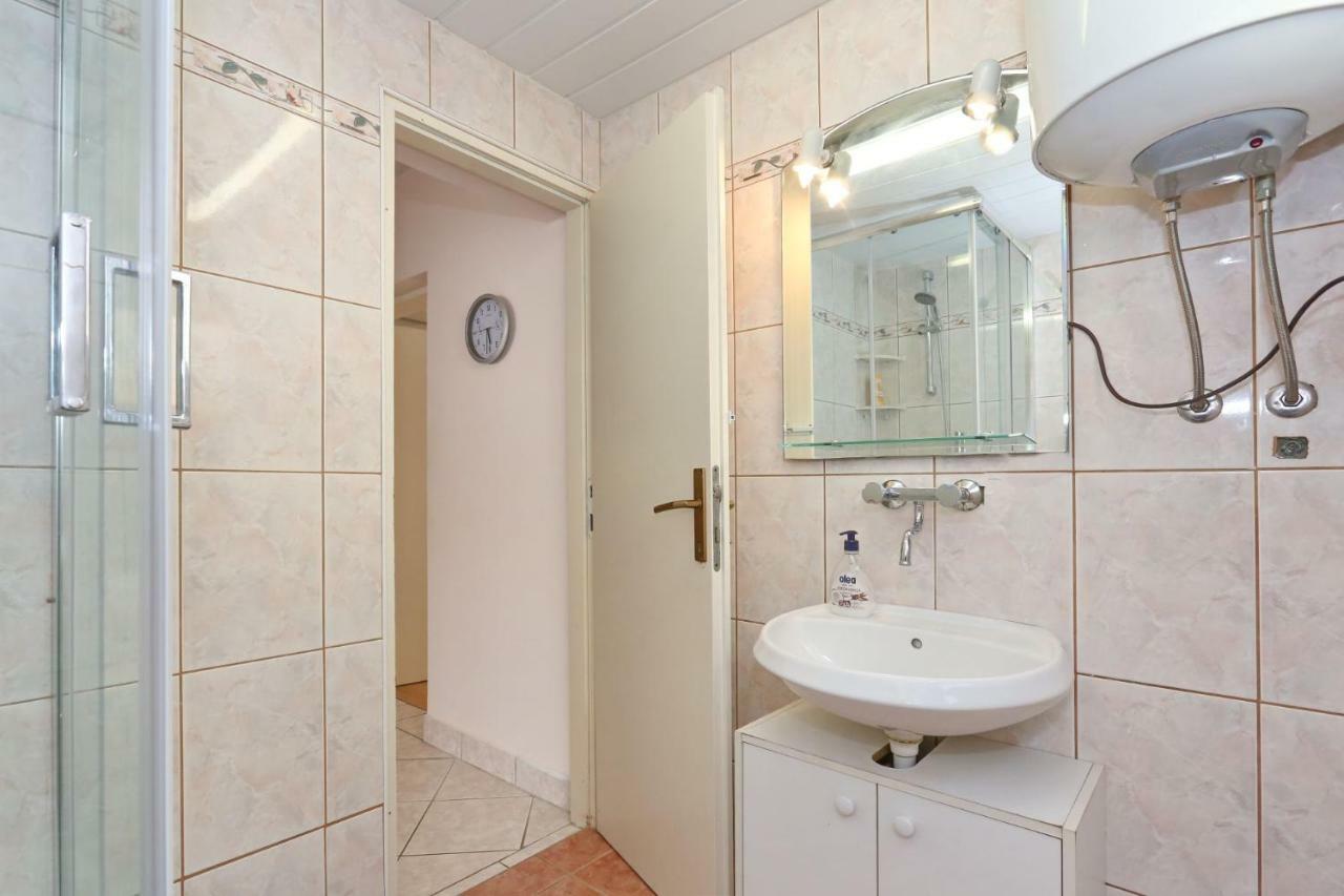 ויר Villa Neyla מראה חיצוני תמונה