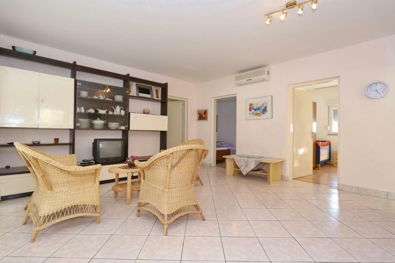 ויר Villa Neyla מראה חיצוני תמונה