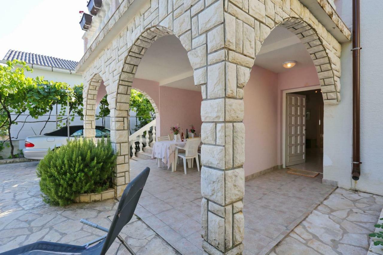 ויר Villa Neyla מראה חיצוני תמונה