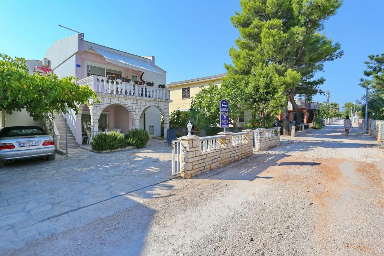 ויר Villa Neyla מראה חיצוני תמונה