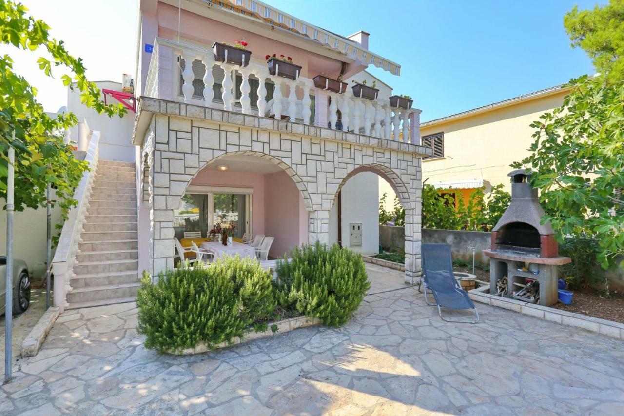 ויר Villa Neyla מראה חיצוני תמונה